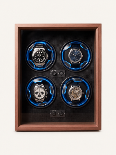 ISOCHRONIE · Remontoir · 4 montres · Bois, éclairage LED